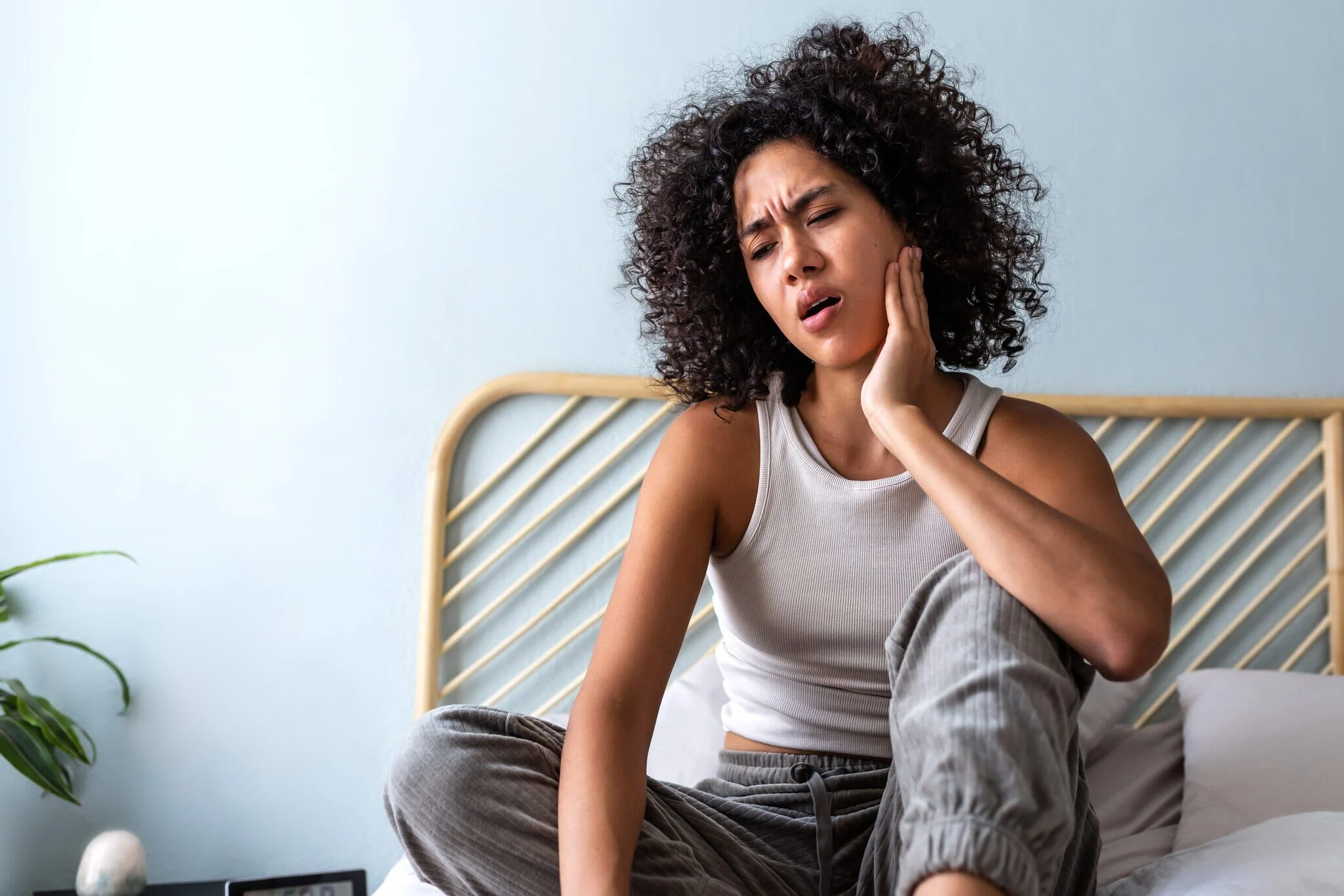Emergency dentistry for tongue and lip injuries